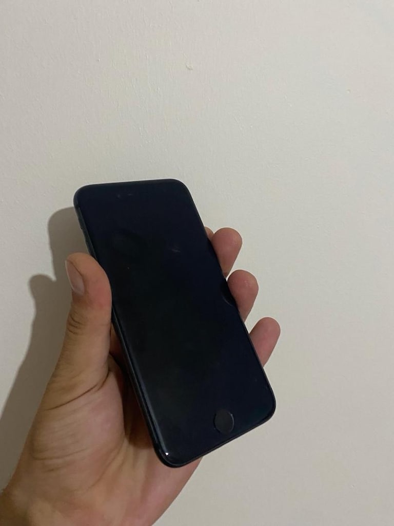 iPhone 8 - 2