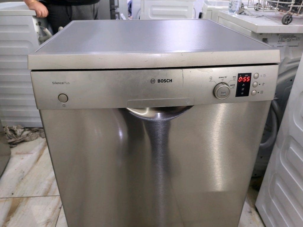 5.500 TL Etkin Bosch inox 4 programlı dijital ekran çok temiz bulaşık - 5