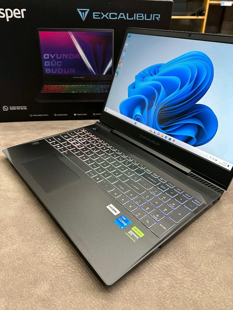 EXCALIBUR Gaming laptop i5 12 nesil 16 GB 512 GB SSD RTX 3050 - 2