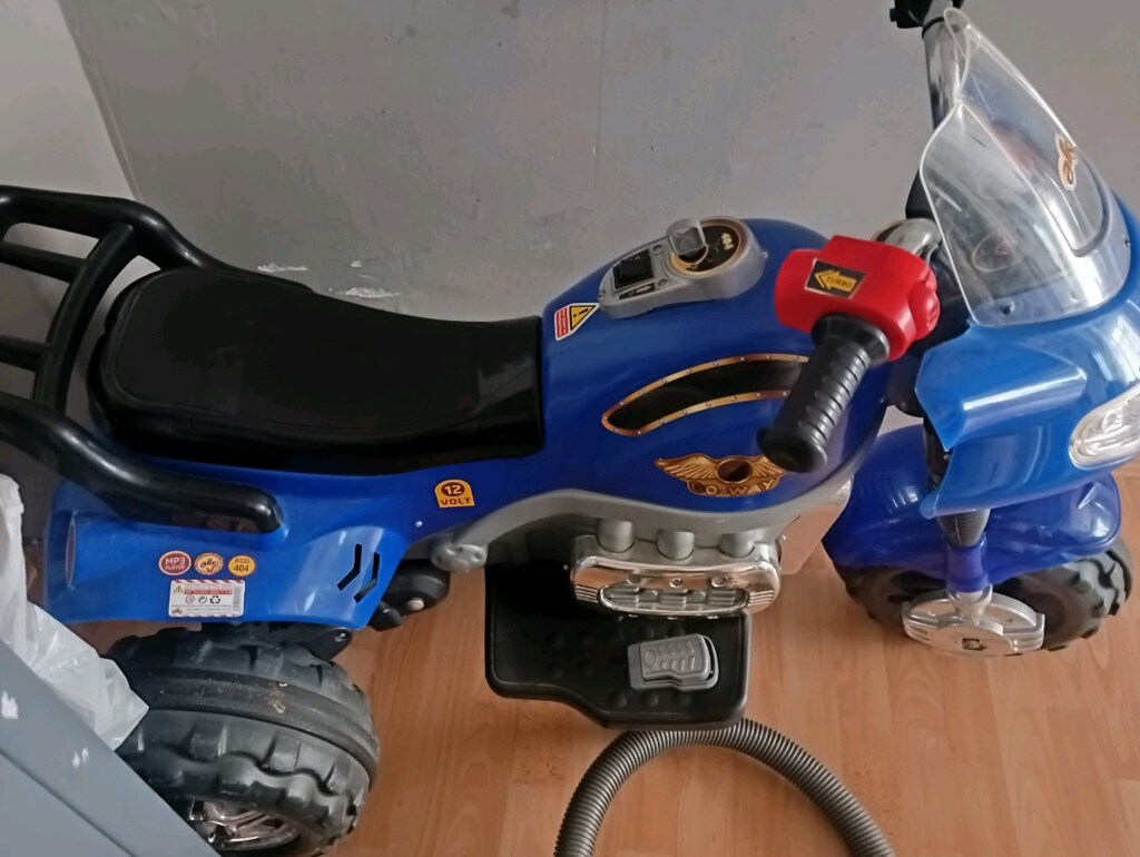 oyuncak akülü motor - 3