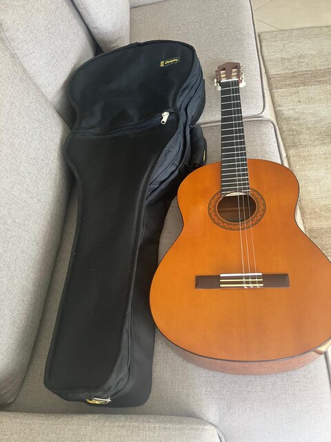 Klasik Gitar (Yamaha C40)