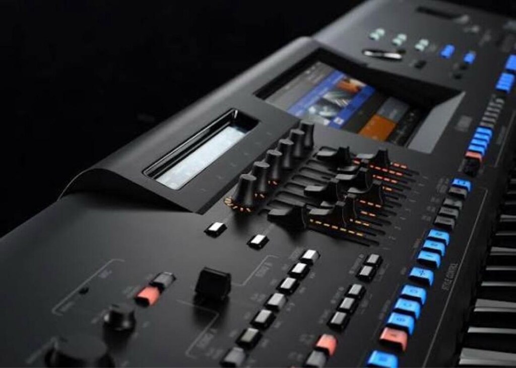 yamaha genos 2 dore den 4 yil garantili alindi hic sahne gormedi - 15