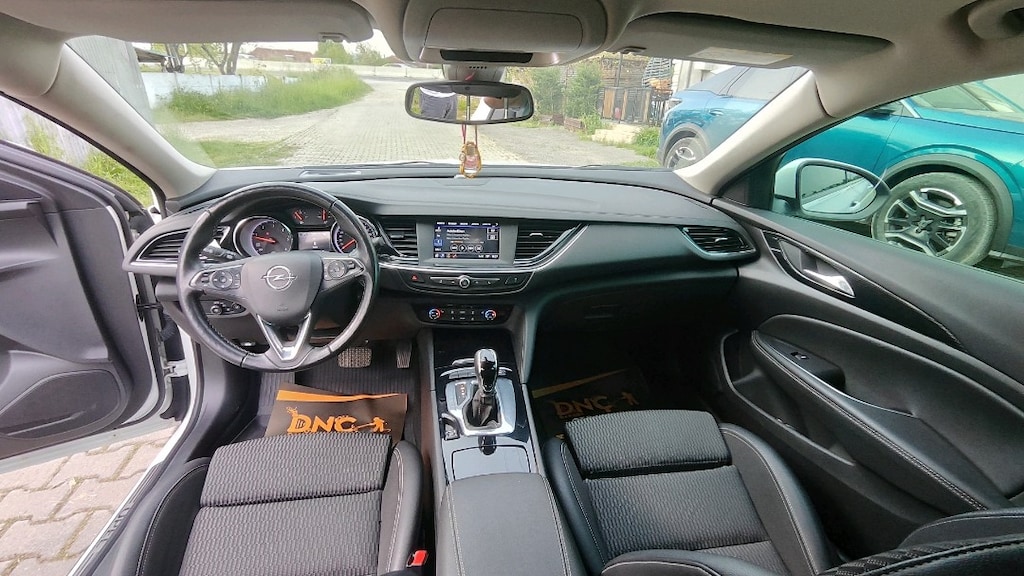 Opel Insignia 2019 model - 4