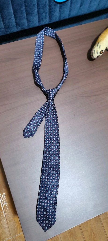 Kravat..Beymen..Faturasız. Beymen, sarar, damat , H& M ünlü marka çok