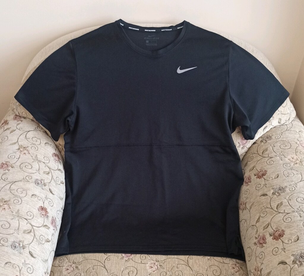 Nike Orijinal Koşu Tişört Siyah