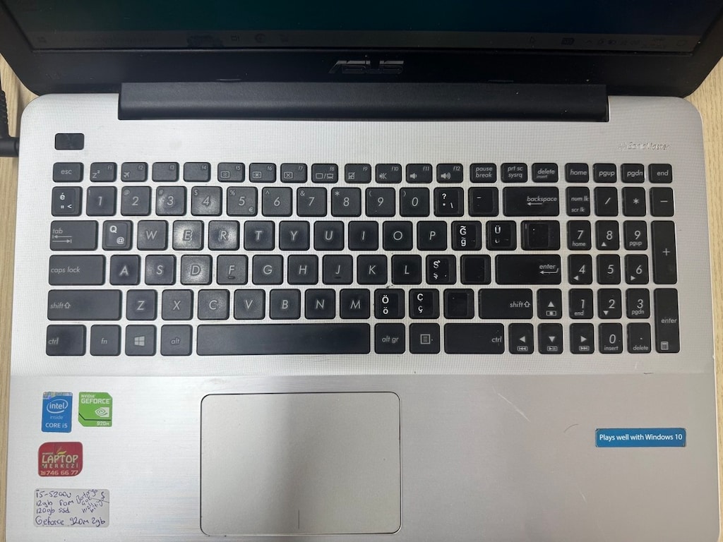 ASUS *İ5 5200U İŞLEMCİ*12 GB DDR3 RAM *120 GB SSD*GEFORCE 920M 2GB E.K - 5