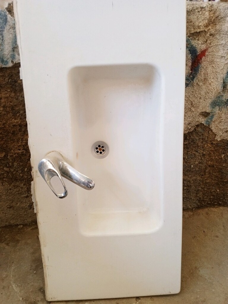 mermerit tezgah uzun 101 geniş 47 lavabo içi uzun 51 gen 27 sağlam - 2