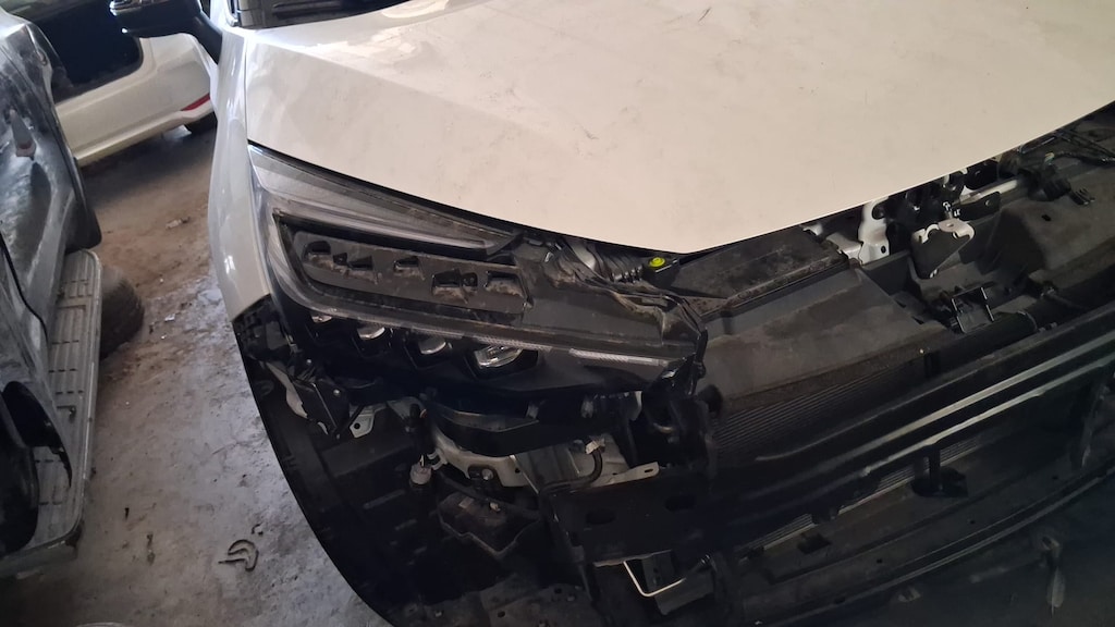 toyota CHR 2024 Orjinal Çıkma SAĞ SOL FAR - 2