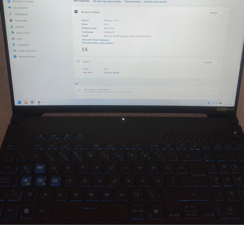 ASUS TUF Gaming A16 | Ryzen 7 7445HS | RTX 4050 6GB | 16GB RAM | 512GB - 9
