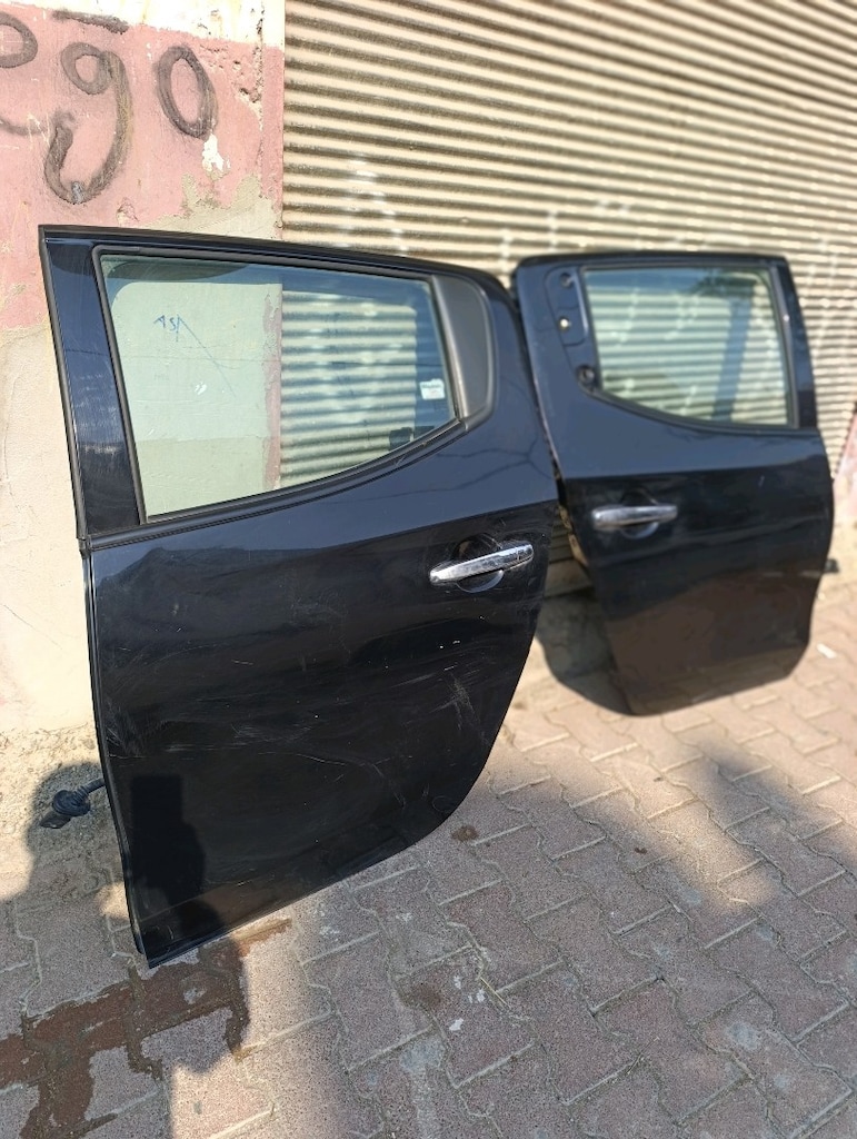 MİTSUBİSHİ L200 ORİJİNAL ARKA SAĞ SOL DOLU KAPILARI 2015-2020 - 9