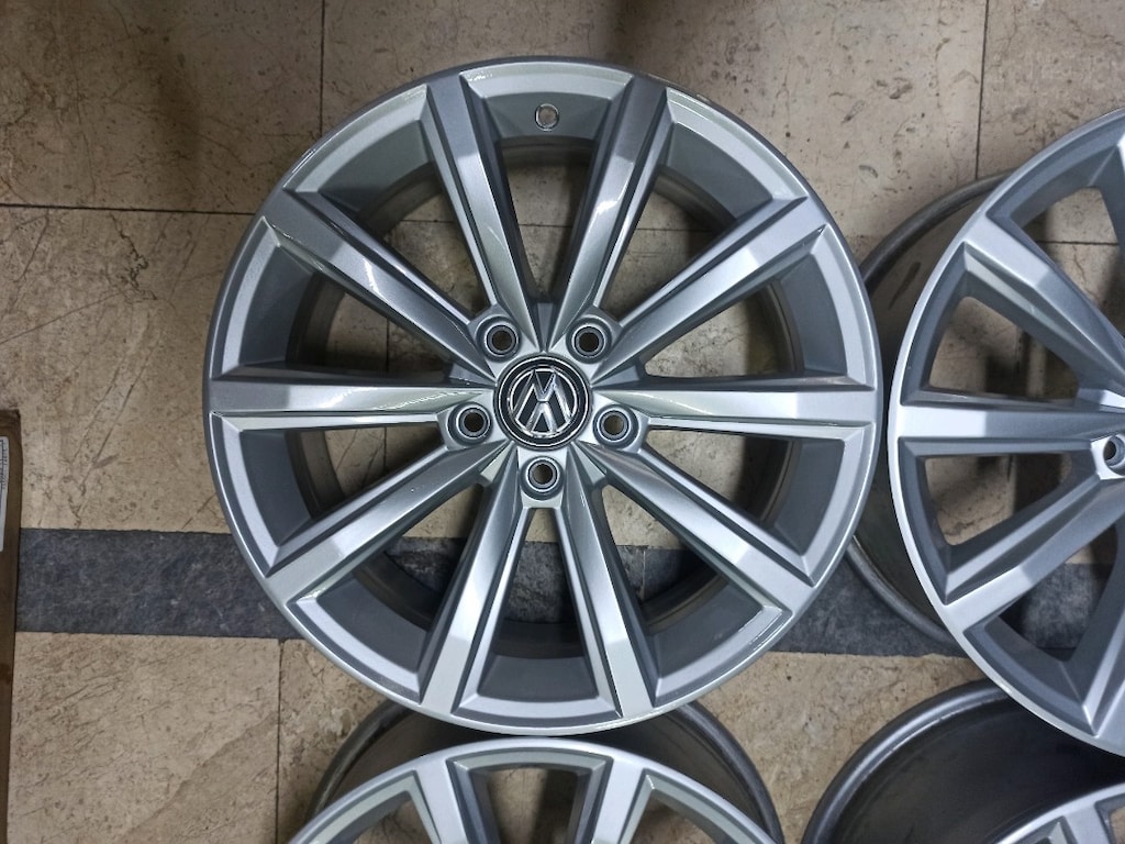 17 inç 5x112 VW Passat B8 London jant takımı ORJİNAL 2.el - 2