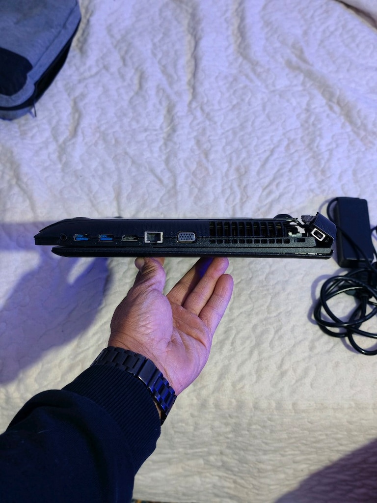 evano laptop - 2