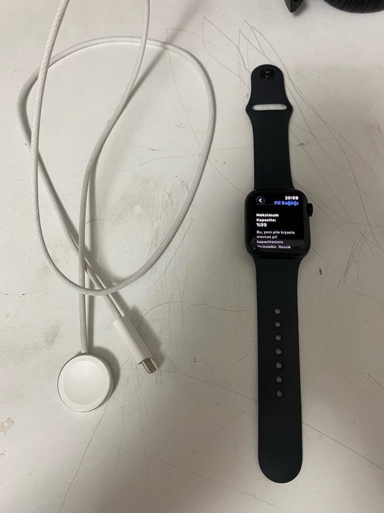 Apple Watch SE 3.nesil - 3
