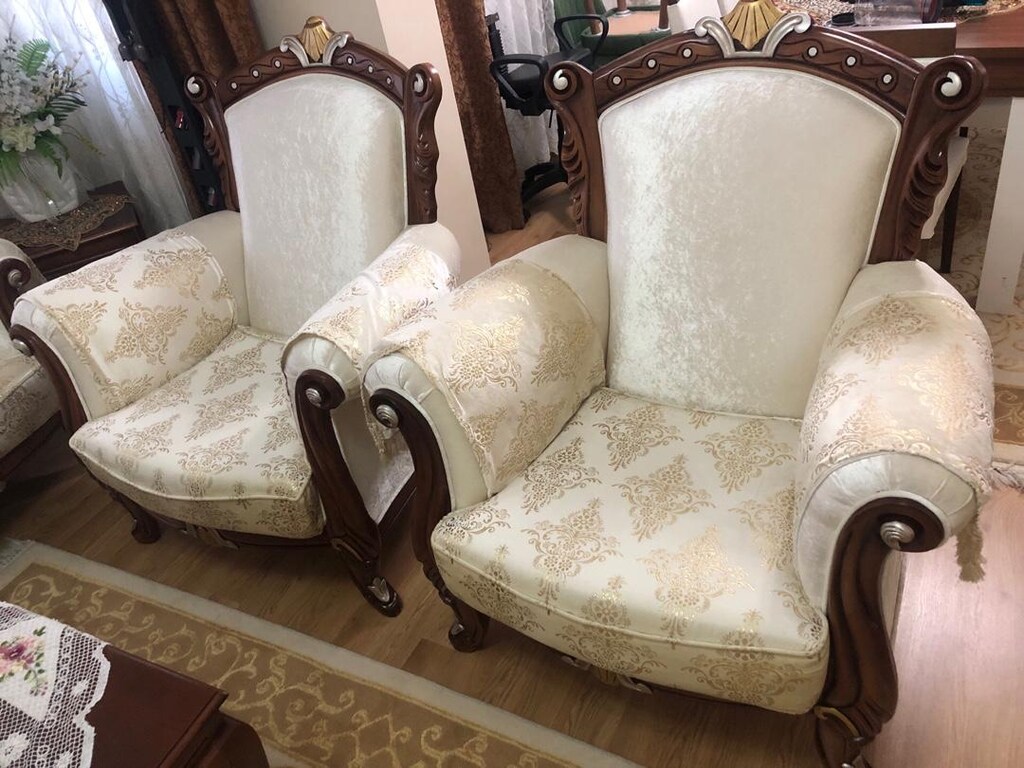 odaya girmek yasak olduğu için çok az kullanılmış koltuk takımı - 2