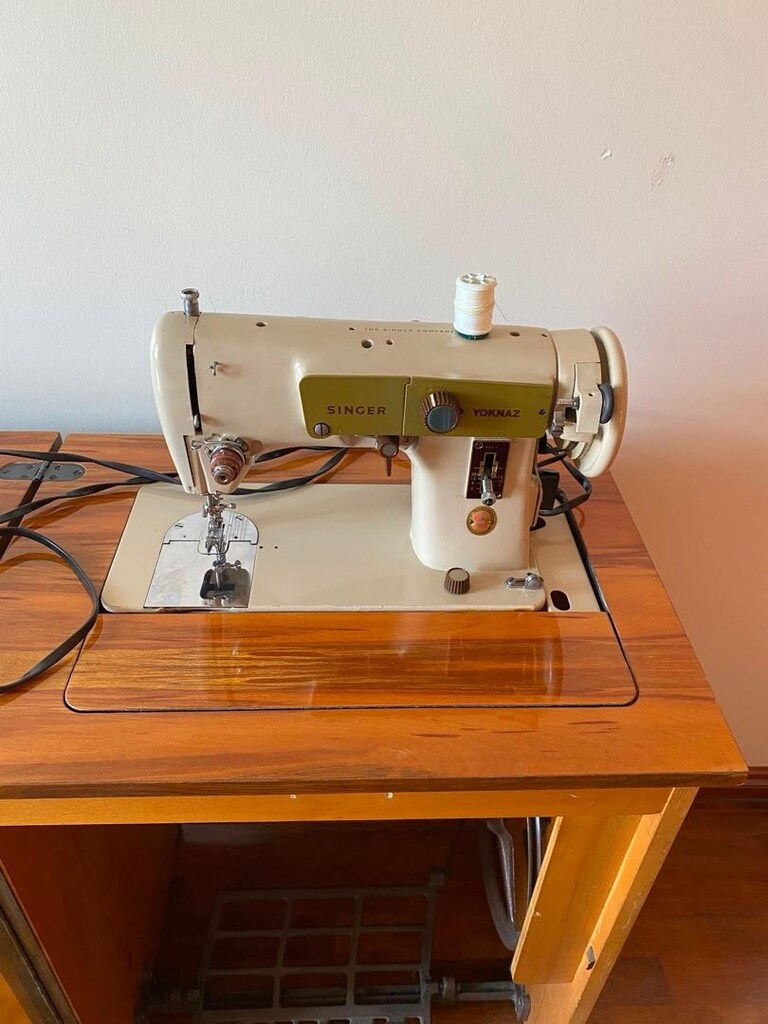Singer Yoknaz Dolapli Vintage Dikis Makinesi - 2