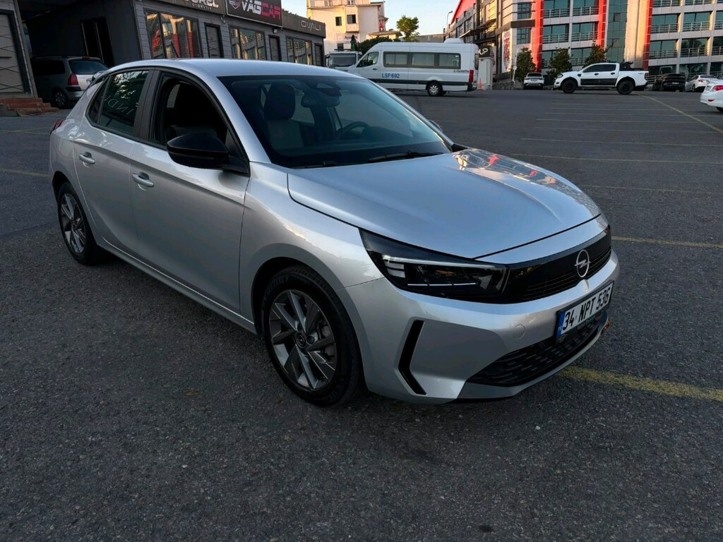 2025 MODEL OPEL CORSA 1.2 EDİTİON OTOMATİK VİTES BOYASIZ - 2