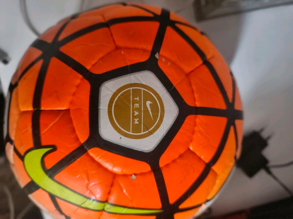 NİKE ORJİNALFUTBOL TOPU 5 NUMARA halısaha cimsaha - 2