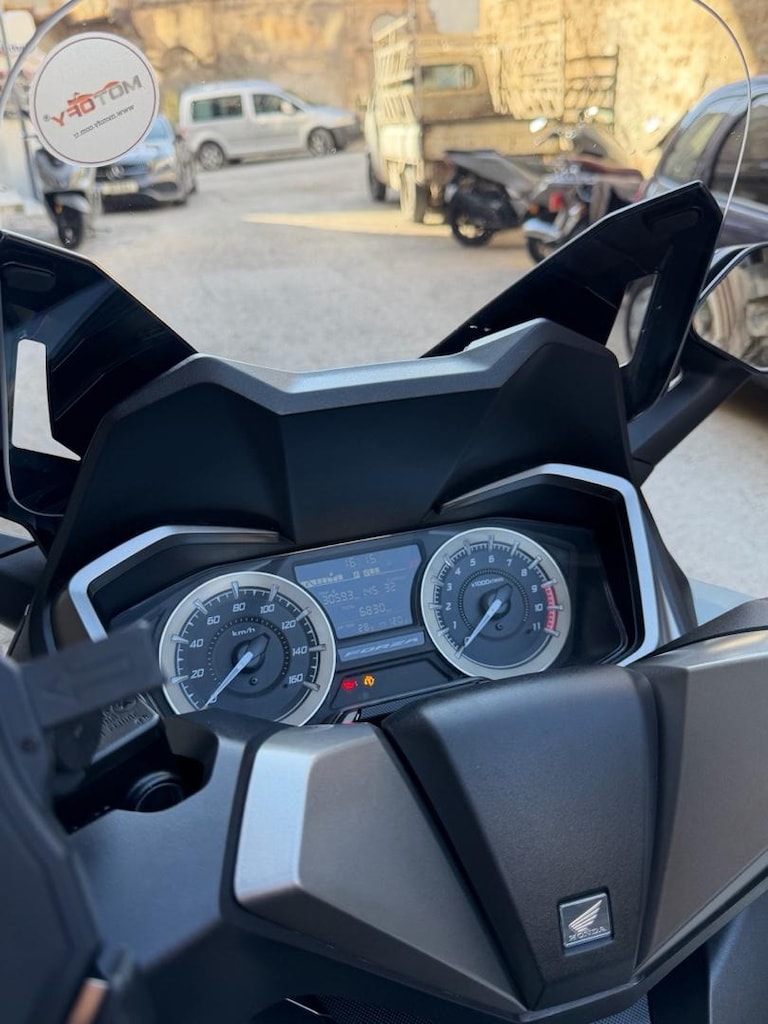 Honda Forza 2022 hatasız km 6900 - 3