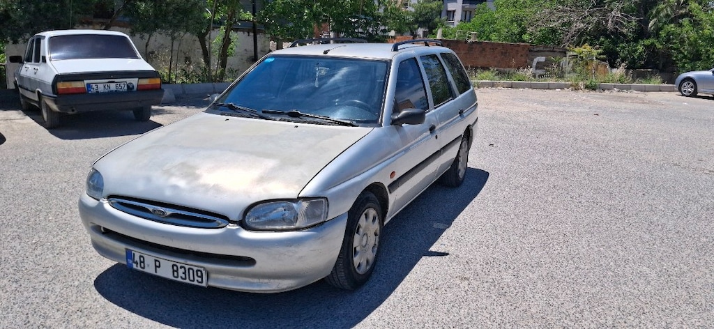 Ford escort - 7