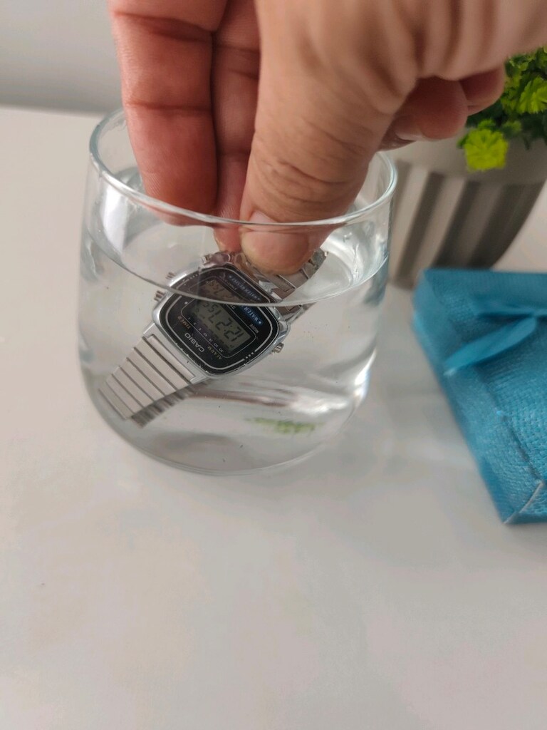 Orjinal Casio Mini Çelik Dijital Kadın Saat - 12