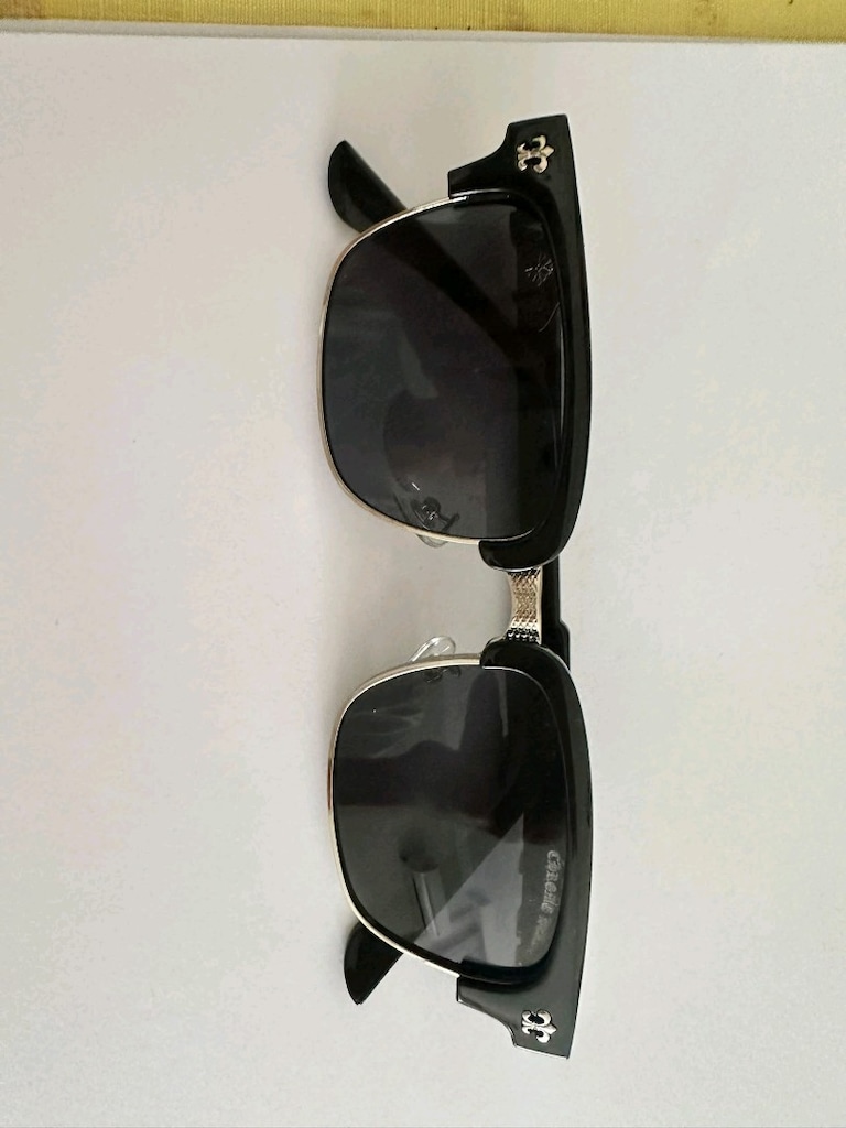Chrome hearts güneş gözlüğü