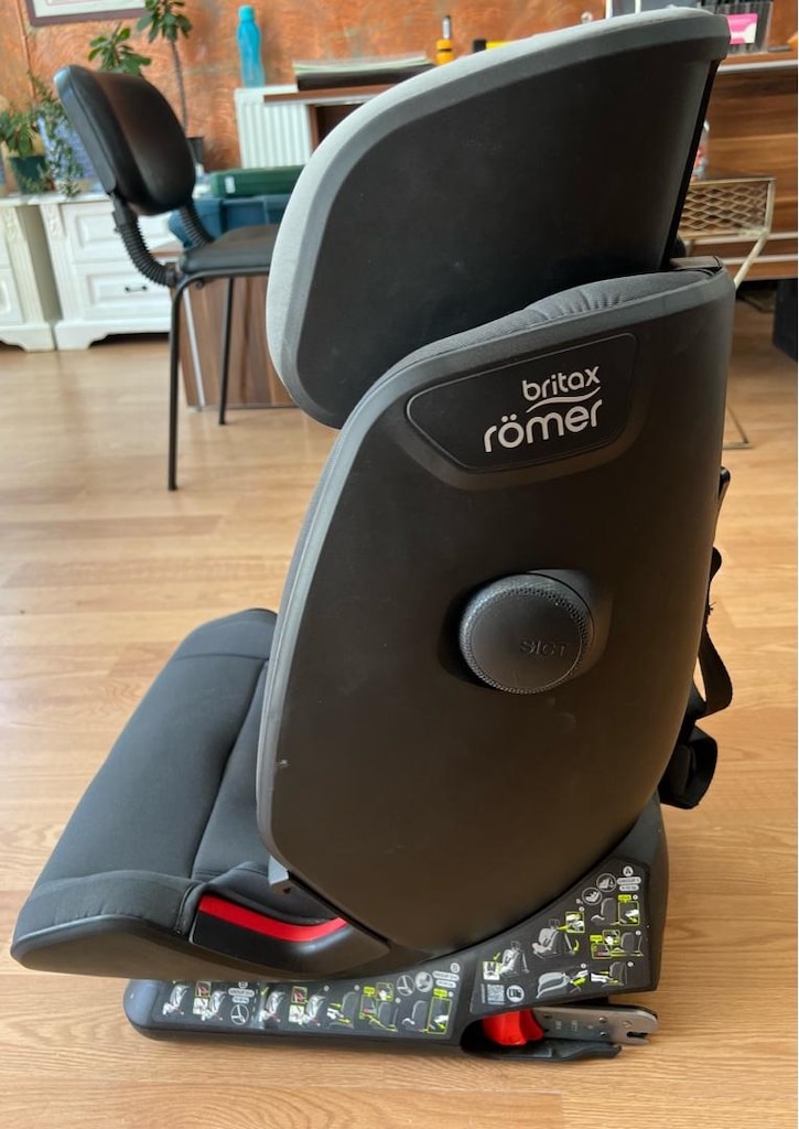 BRİTAX RÖMER ADVANSAFİX IV R OTO KOLTUĞU 9-36 KG - 5