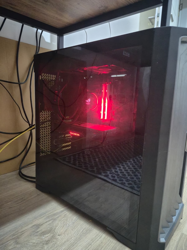 ÜST DÜZEY GAMİNG PC