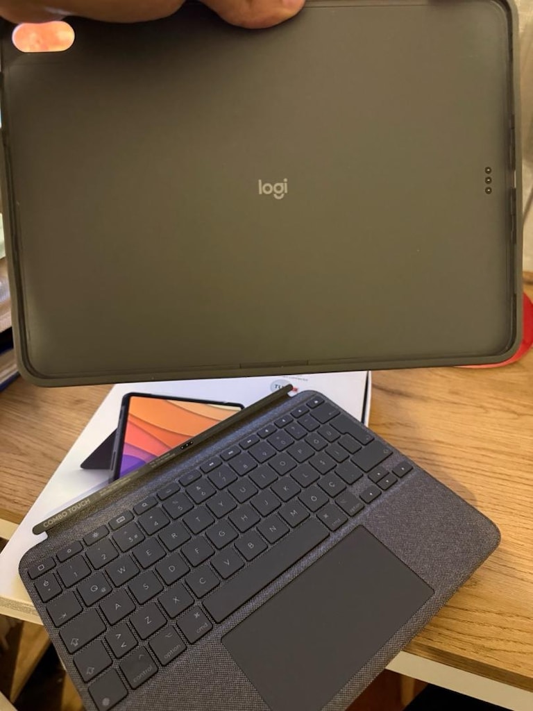 Logitech Combo Touch iPad Air 11 inç uyum Kılıf Klavye -Sıfır Ayarında - 2