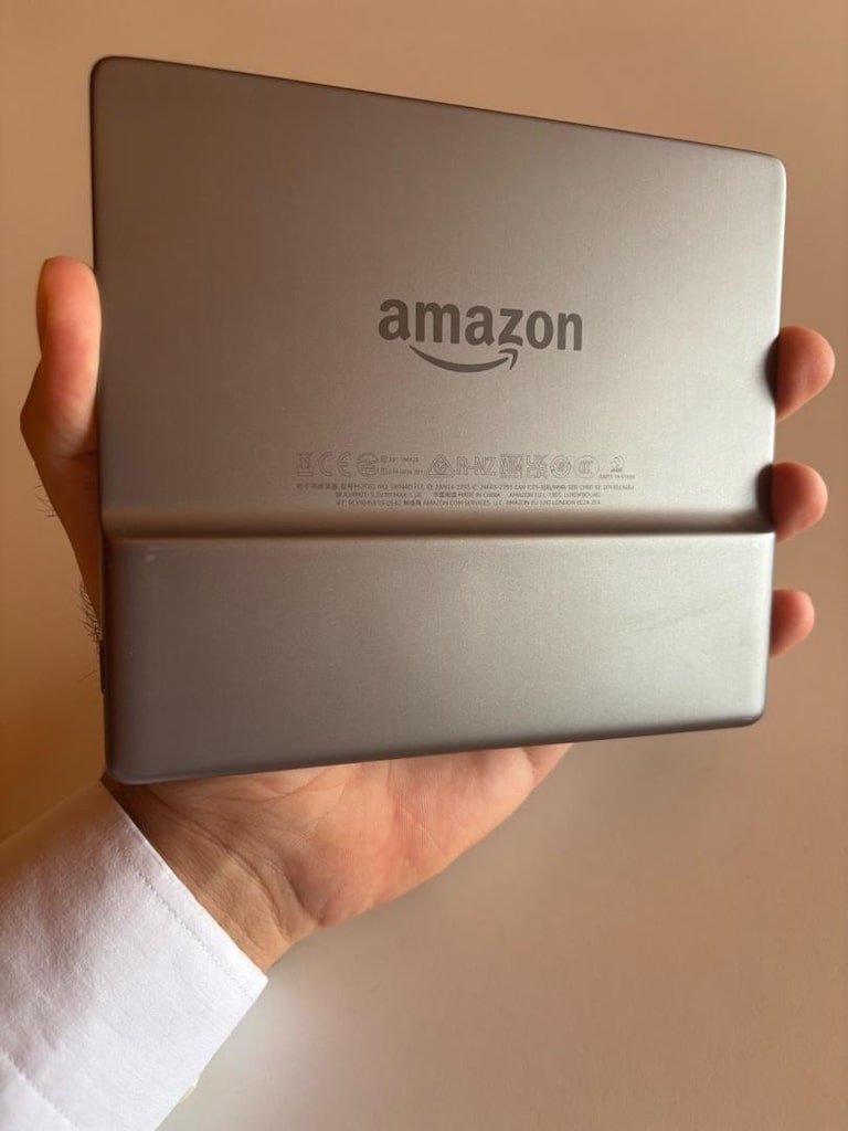 Amazon Kindle Oasis 10. Nesil - 32 Gb - Gri Kasa - 8