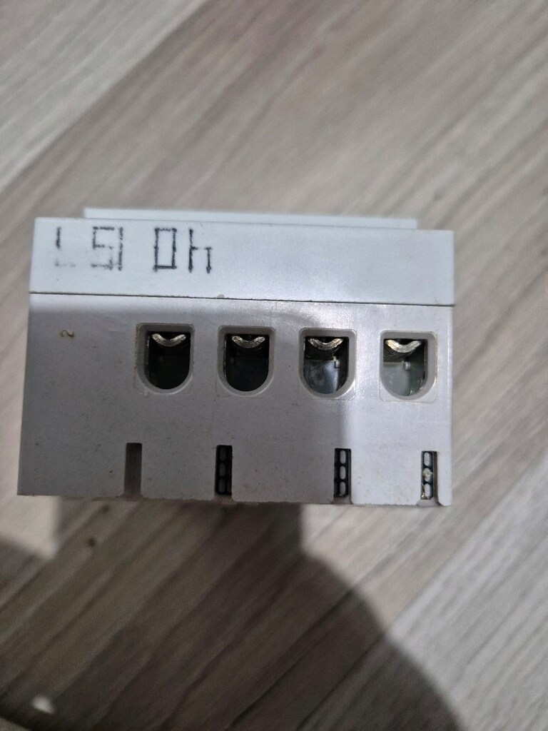 siemens 40A trifaze kaçak akım rölesi - 4