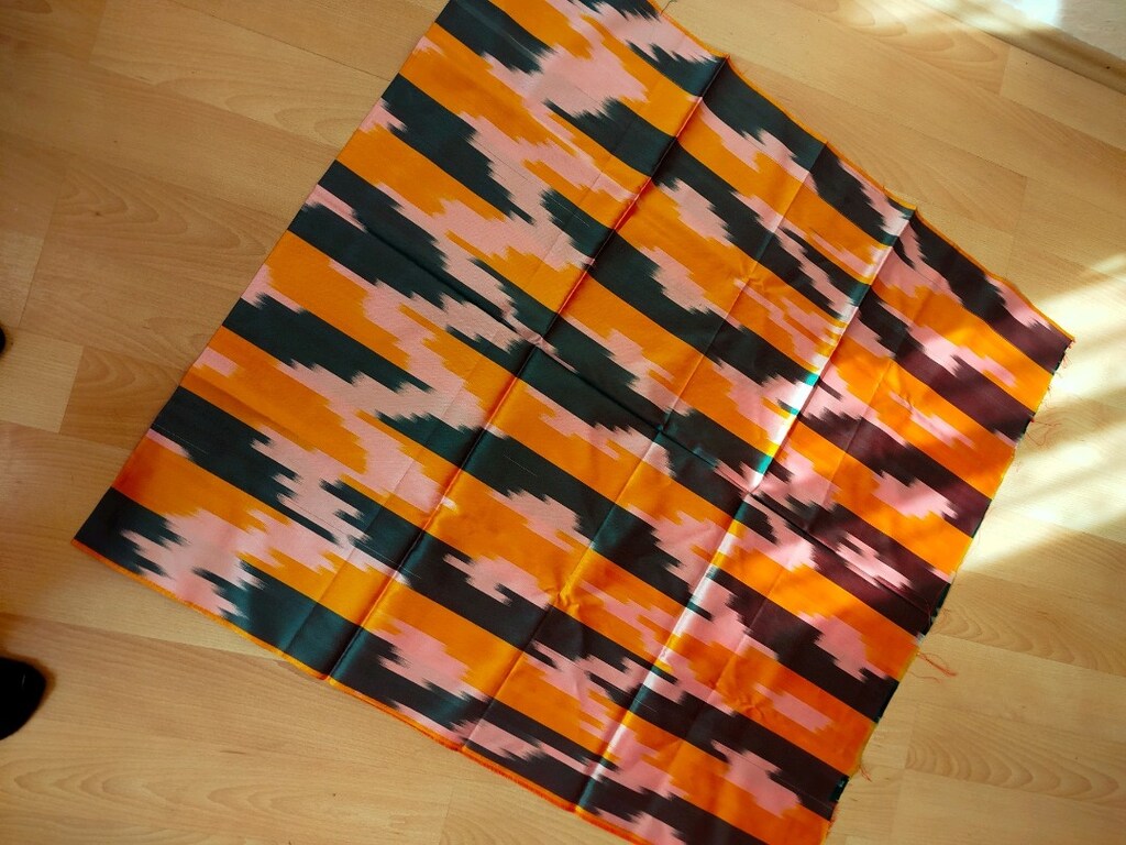 Vintage sıfır çeyizlikten Özbek milli adras kumaşı 2 metre eni 91 cm. - 9