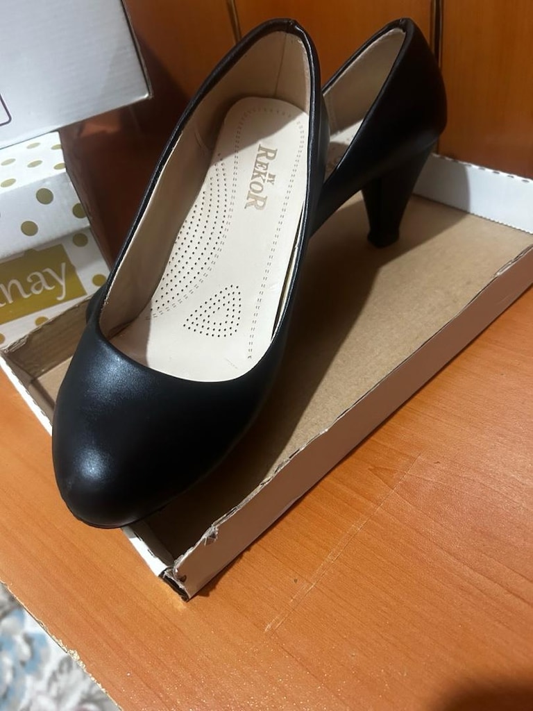 5 çift topuklu ayakkabı adet fiyatı 400 tl - 5