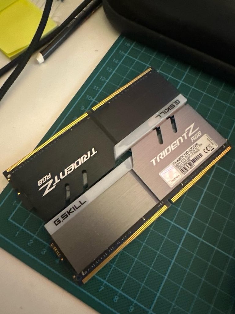 G.Skill Trident Z RGB 2x16GB - 2