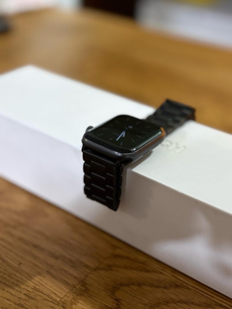 APPLE WATCH SERİES 5 KUTULU FATURALI - 5