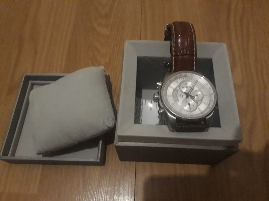 değerinin yarısı / FATURALI ORİJİNAL GUESS COLLECTİON (Gc) SAAT - 5