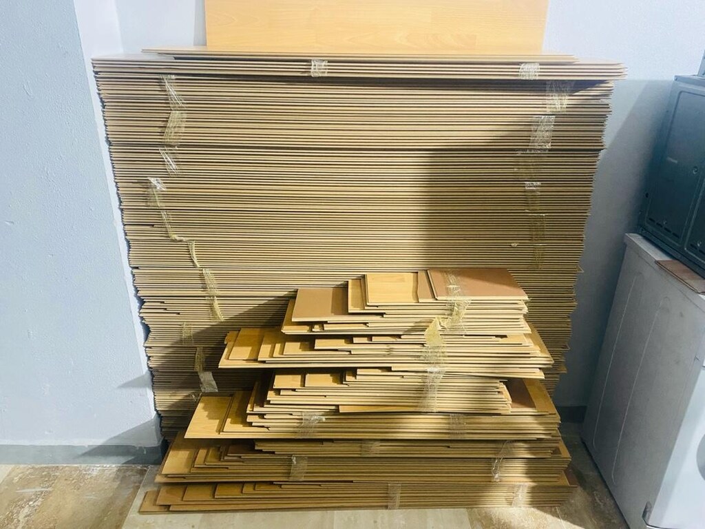 LAMİNAT PARKE 8mm toplam 55m2 - 8