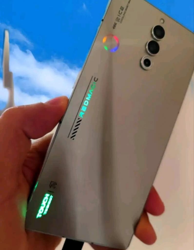 REDMAGİC 8S PRO 512GB HAFIZA 16+12 GB RAM AMİRAL GEMİSİ OYUNCU TELEFON - 2
