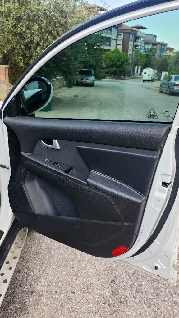 kia sportage - 5