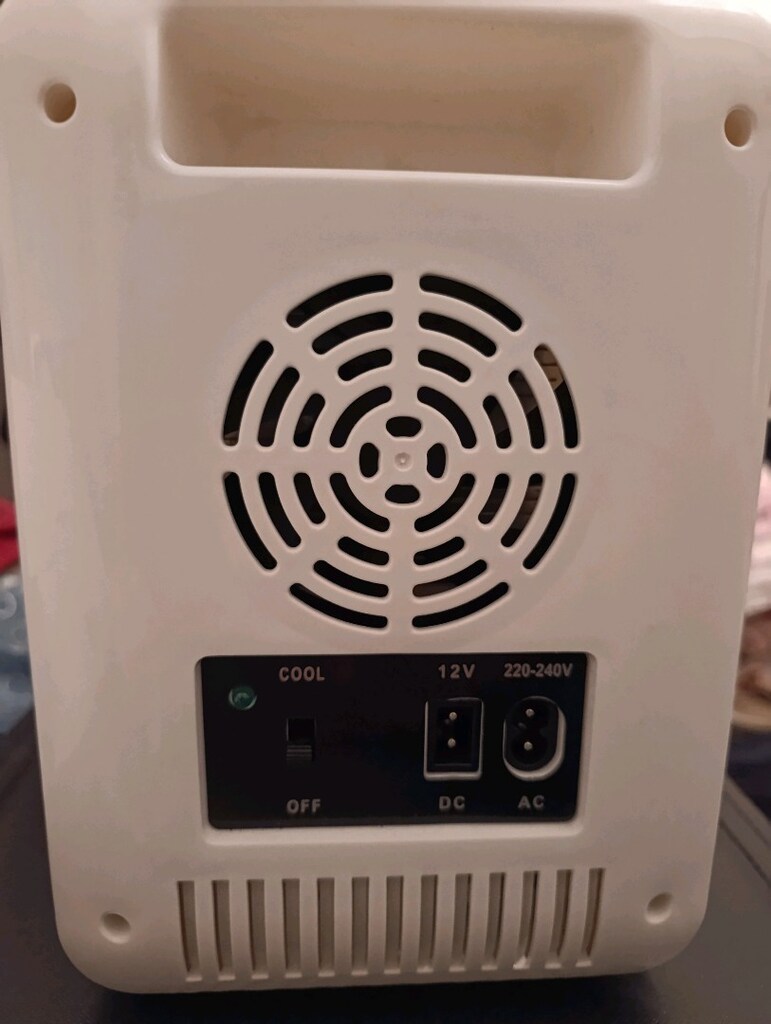 Kumtel 4L Mini Buzdolabı - Araç ve Ev Tipi - 4