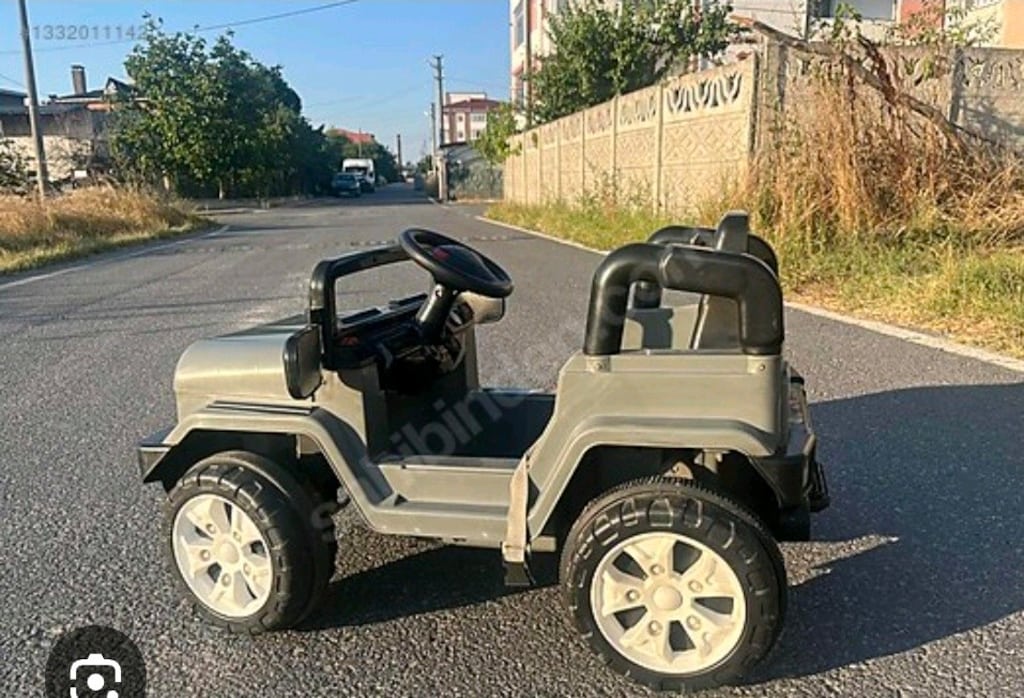 12 Volt akülü araba - 3