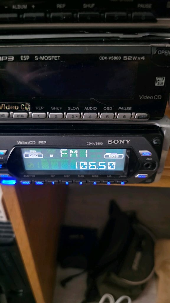 Sony Araba teybi modelleri, Açıklama Oku!! - 2