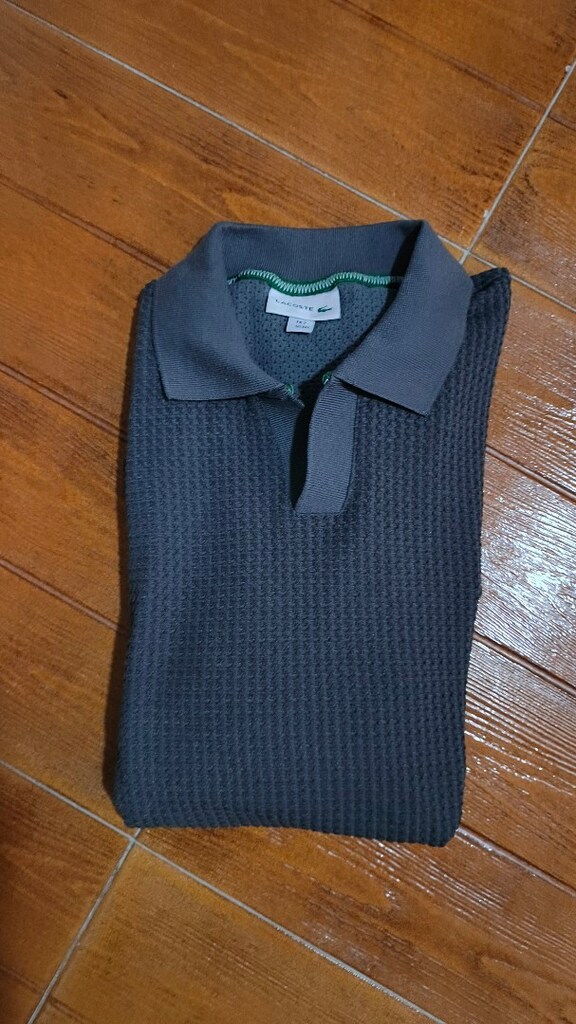 Lacoste likralı tshirt..
