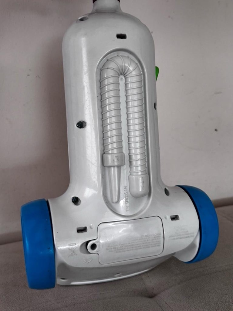 Fisher Price elektrik süpürgesi - 5