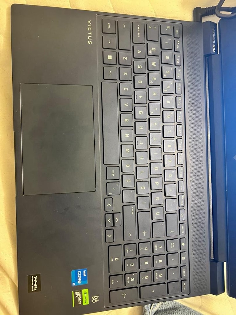 hp victus i5 - 7
