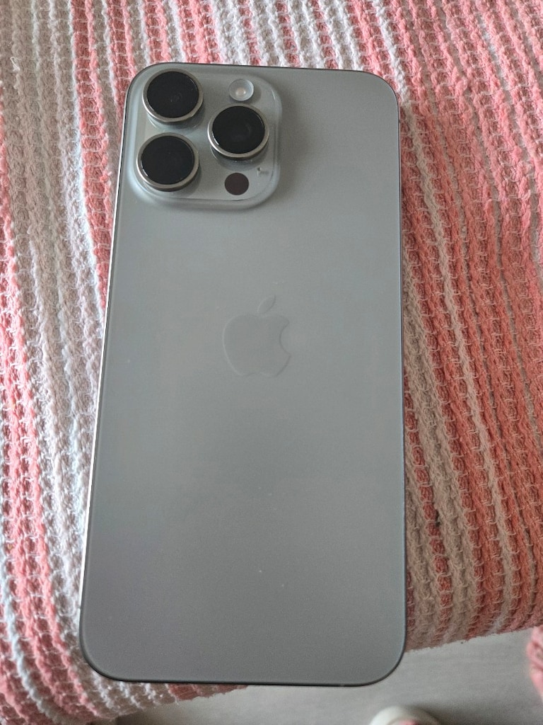 sıfır ayarında çok az kullanılmış iPhone 15 Pro Max - 3
