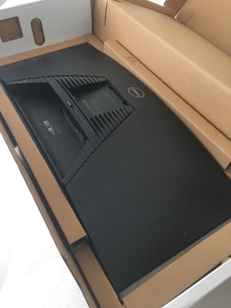 monitör 34” - 2