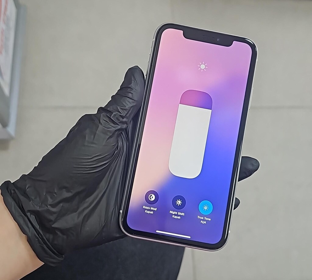 İPHONE XR 1 YIL GARANTİLİ 64 GB PİL 100 - 5