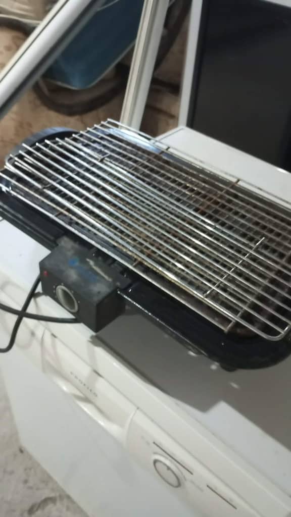 AURA MARKA ELEKTRİKLİ MANGAL TEMİZ KULLANIŞLI PAZARLIKSIZ 1000 TL - 4