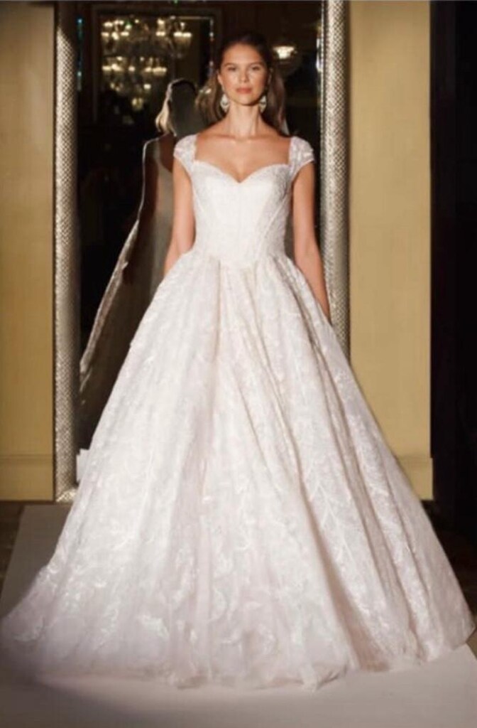 Oleg Cassini Gelinlik - 2