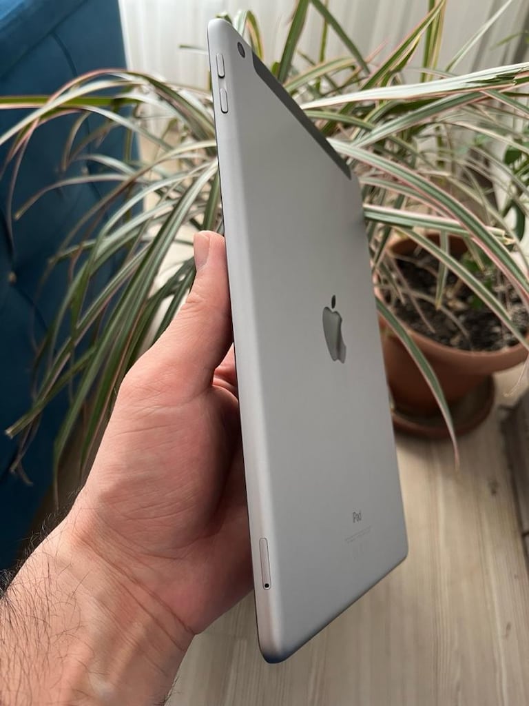 İPad 6. NESİL 32 GB Sım Kartlı Model - 7